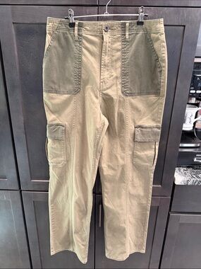a.n.a Women's 2-toned Olive Green Highest Rise Vintage Straight Cargo Pants